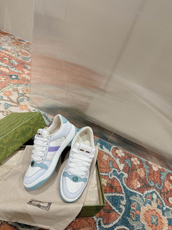 グッチ靴着用イメージ